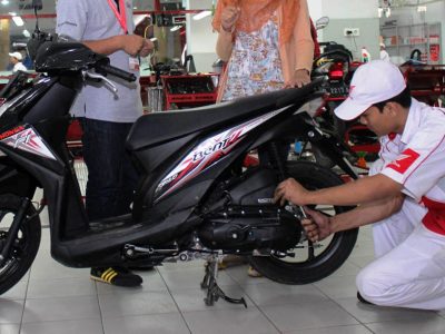 Tips Merawat Mesin Motor Agar Awet Dan Hemat BBM