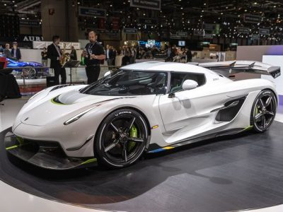 Perkembangan Koenigsegg: Perjalanan Menjadi Raja Hypercar