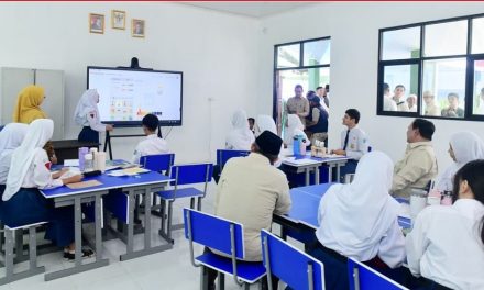 Peningkatan Fasilitas Belajar Digital Di Sekolah Indonesia