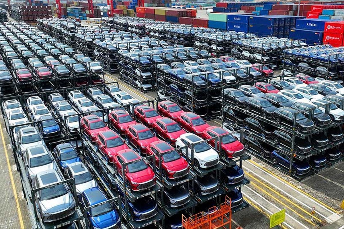 Impor Mobil 2025 Meledak! BYD Resmi Yang Paling Dominan