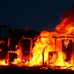 Lautan Api Di Pakistan: 1.200 Toko Rata Dengan Tanah