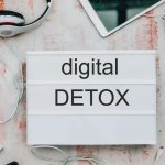 Fenomena Digital Detox: Tren Lifestyle Di Era Serba Online