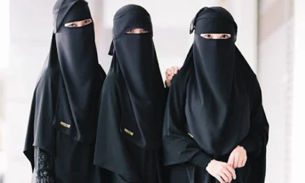 Alasan Utama Kenapa Saat Umroh Tidak Boleh Gunakan Cadar