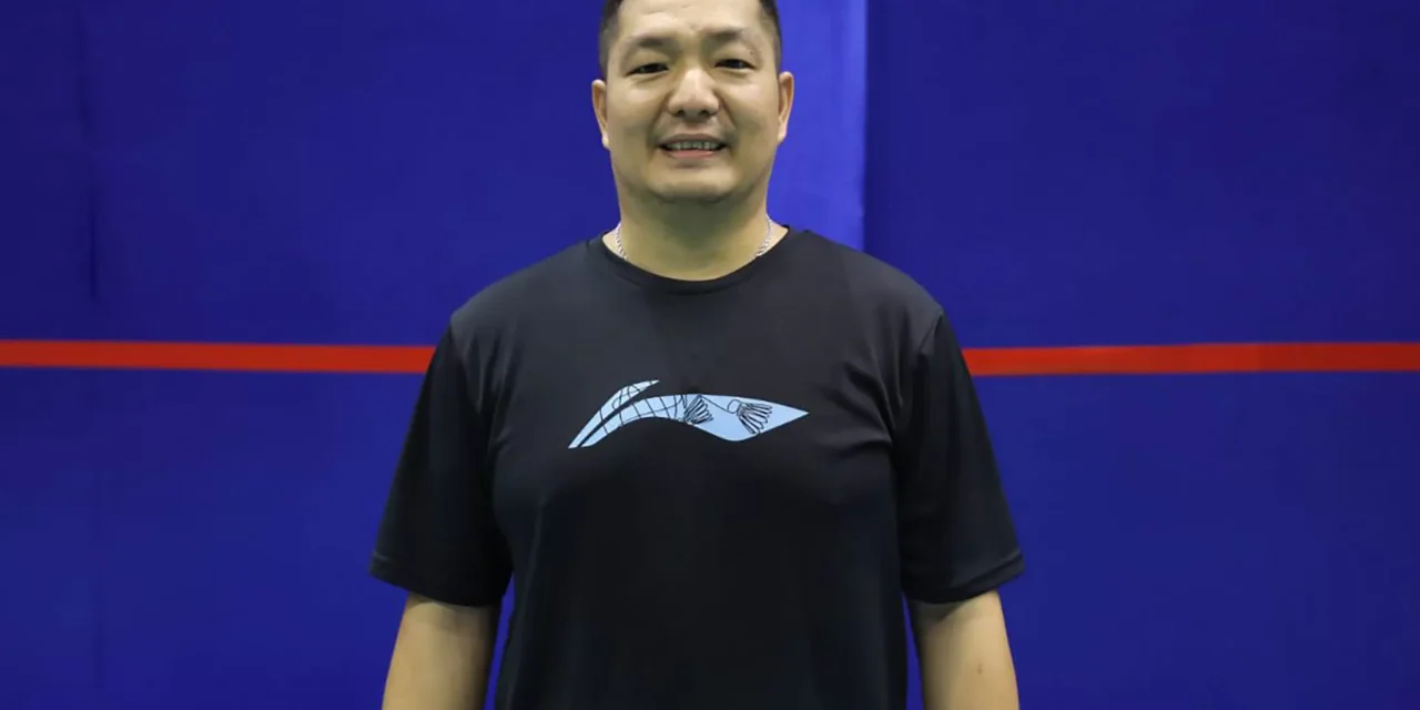 Resmi Latih Malaysia, Harry Hartono Pecah Telur