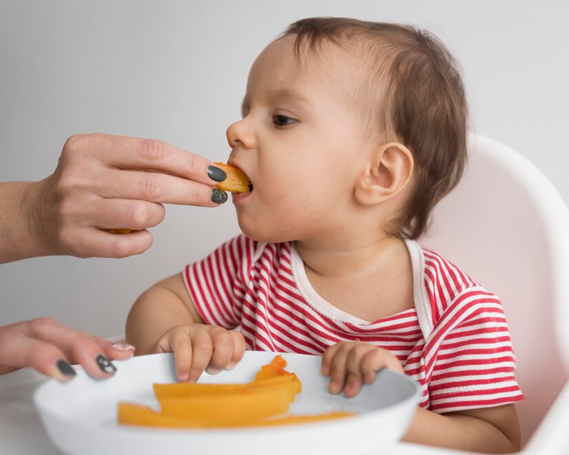 Jangan Salah Pilih! Vitamin D Andalan Bunda Buat Bayi Sehat