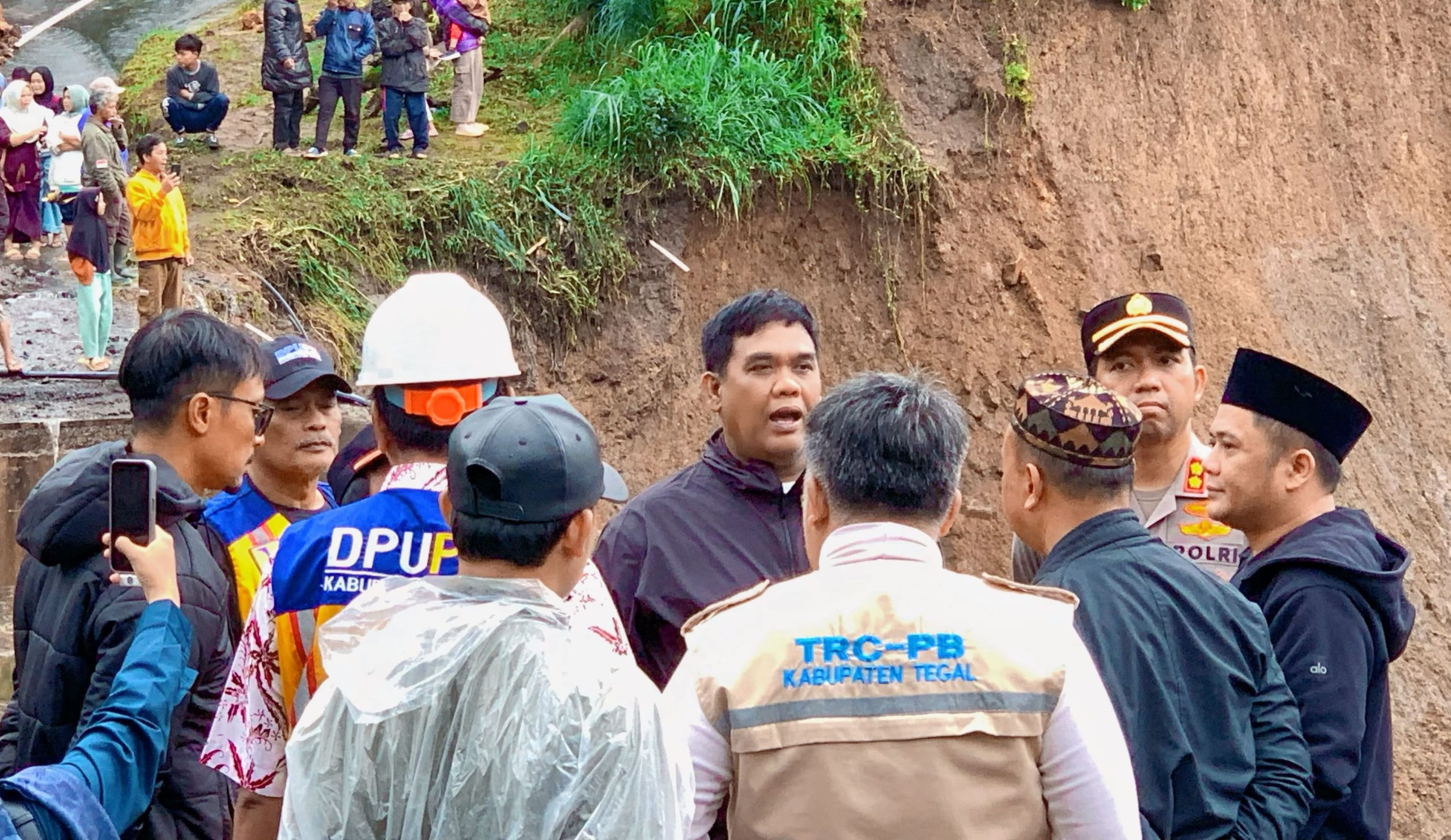 Imbas Banjir Susulan, 2 Wisata Di Guci Terpaksa Tutup