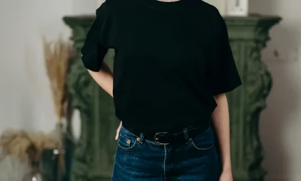 Cara Gampang Buat Baju Hitam Kelihatan Baru