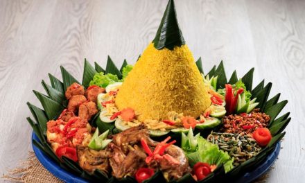Filosofi Tersembunyi Di Balik Nasi Tumpeng