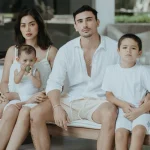 Gemerlap Artis & Realita Berat Penopang Keluarga